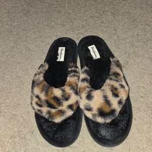 Women's. Slippers